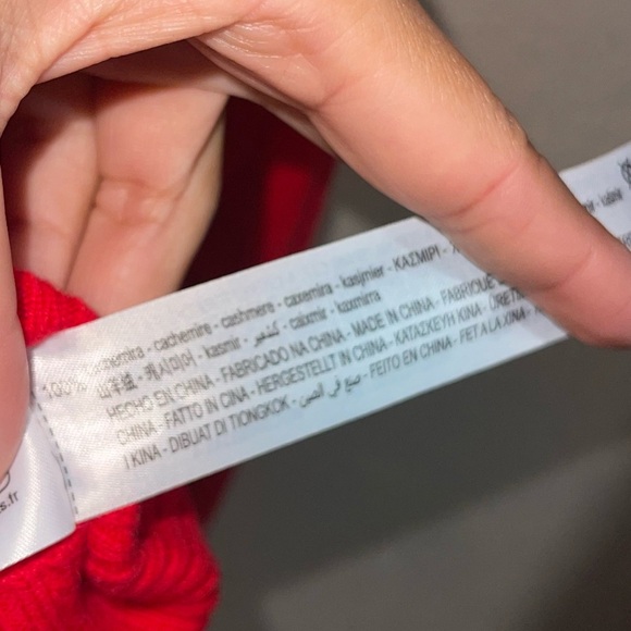 Zara | 100% Cashmere Knotted Red Mock Neck Sweater Size: M/L - Picture 5 of 7